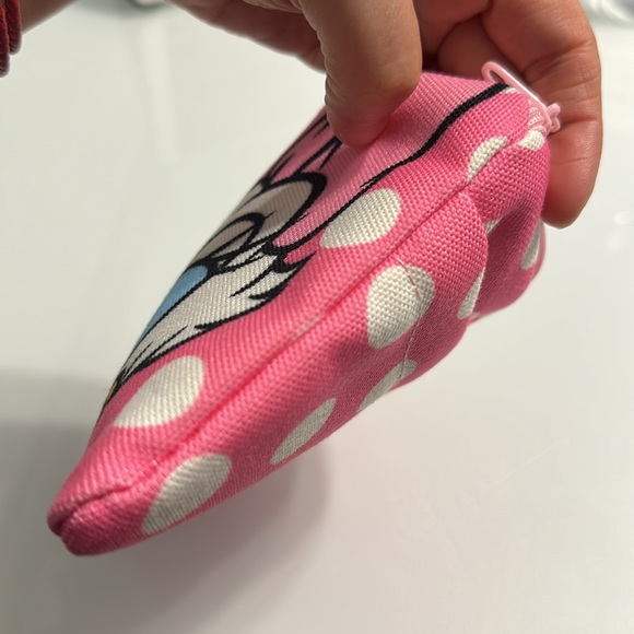 NWOT Disney Daisy Duck Pink Clutch Purse Wallet - Picture 15 of 15